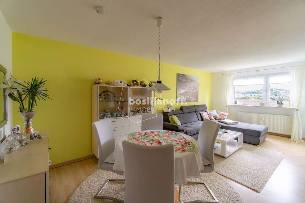 Immobilie in Singen (Hohentwiel) - SELBSTBEZUG ODER KAPITALANLAGE – ATTRAKTIVE 1,5-ZIMMER-WOHNUNG MIT LOGGIA IN SINGEN-NORD - Bild 1