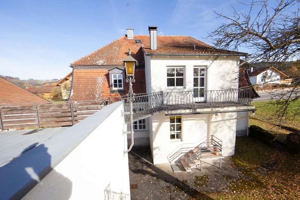 Immobilie in Waldmünchen - Historischer Charme-geräumiges Haus mit weitem Blick - Bild 3