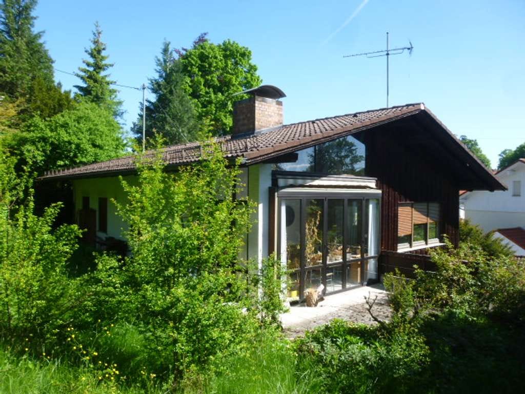 Immobilie in Murnau am Staffelsee - Murnau a. Staffelsee Renovierungsbedürftiges Einfamilienhaus - Bild 0