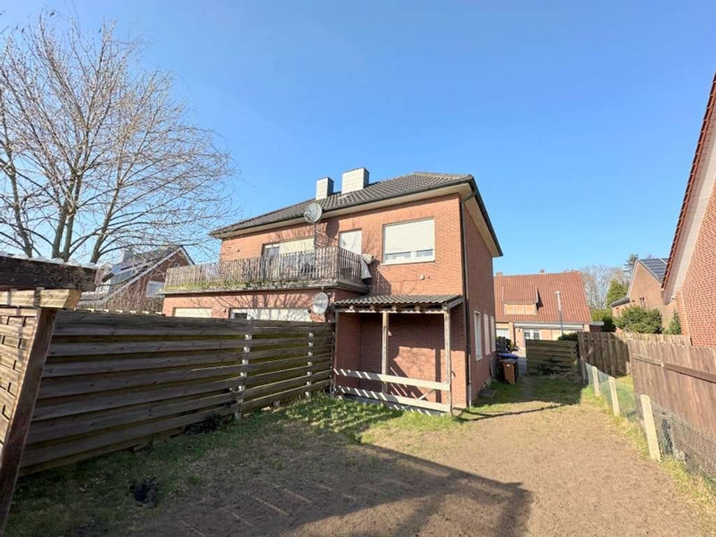 Immobilie in Haren (Ems) - Vermietetes Zweifamilienhaus als Kapitalanlage in Haren-Emmeln zu verkaufen - Bild 1