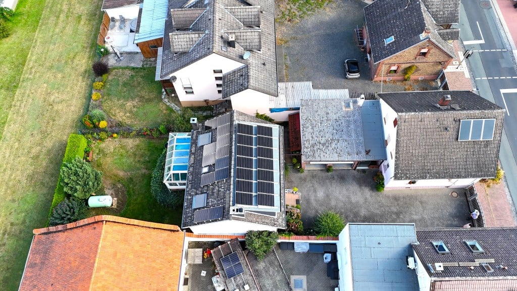 Immobilie in Karben - freistehendes Einfamilienhaus am Ortsrand von Karben - Bild 1