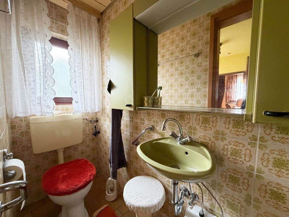 Immobilie in Neustadt bei Coburg - Eigentumswohnung mit separaten Grundstück und Ausbaupotenzial - Bild 4