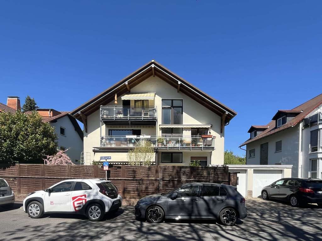 Immobilie in Steinbach - Kapitalanleger aufgepasst: Freistehendes, vermietetes Mehrfamilienhaus in Steinbach - Bild 0