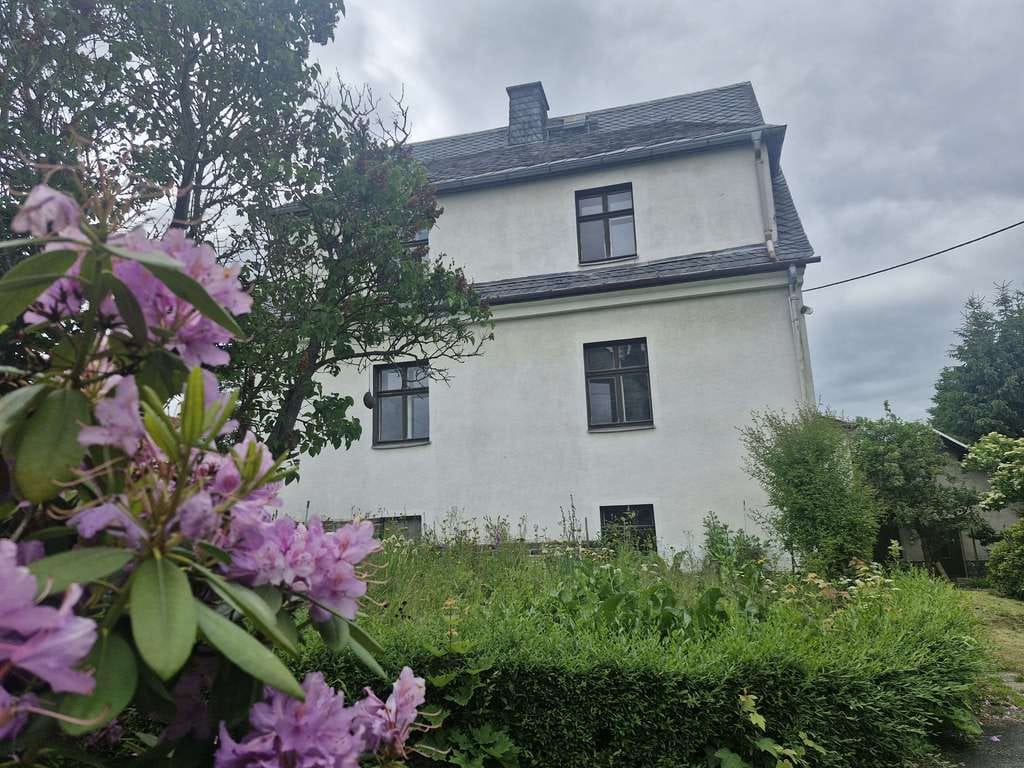 Immobilie in Thum - Schönes Haus mit Garten, Garagen und vielen Möglichkeiten in Thum! - Bild 3