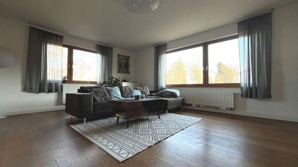 Immobilie in Dietenheim - *** Einfamilienhaus mit Ausblick und Privatsphäre in Regglisweiler *** - Bild 1