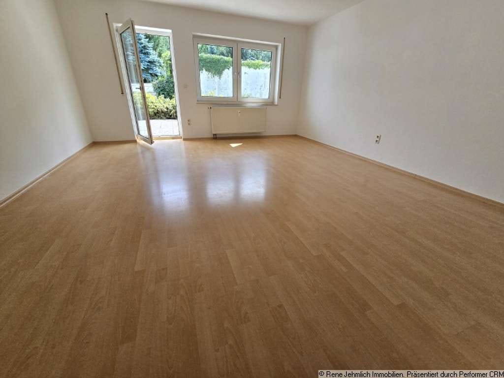 Immobilie in Burkhardtsdorf - Ideal für Eigennutzer oder Kapitalanleger – 3-Raum-Wohnung mit Terrasse im EG - Bild 1