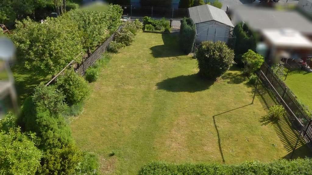 Immobilie in Glauchau - Haus mit schönem Garten am Elzenberg - Bild 3