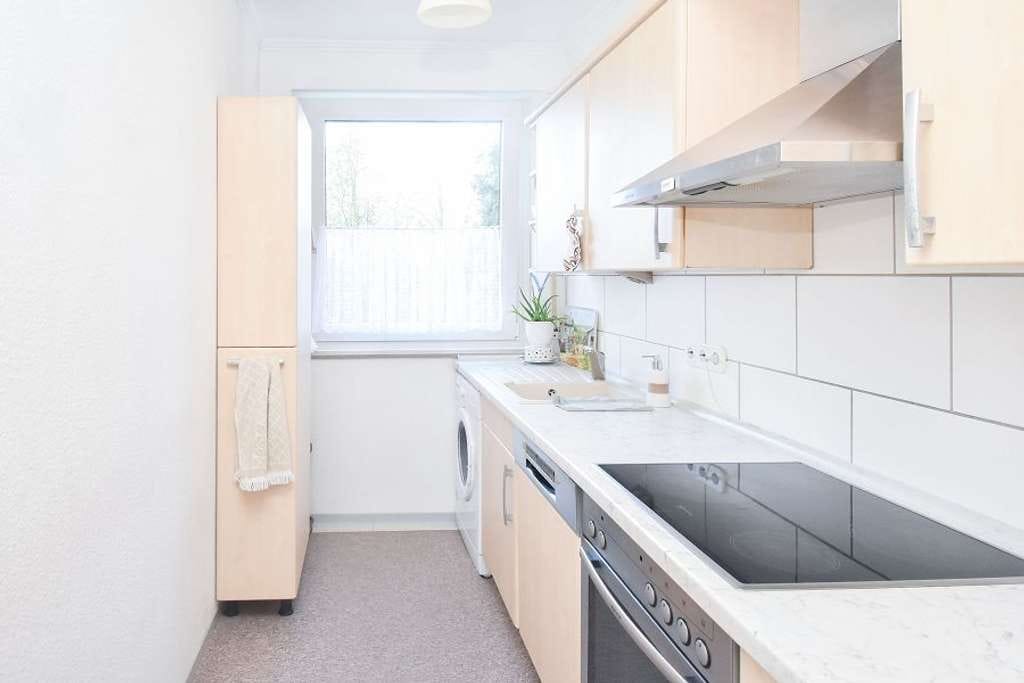 Immobilie in Bad Salzuflen - Gepflegte 2-Zimmer-Eigentumswohnung mit Balkon in Bad Salzuflen! - Bild 1