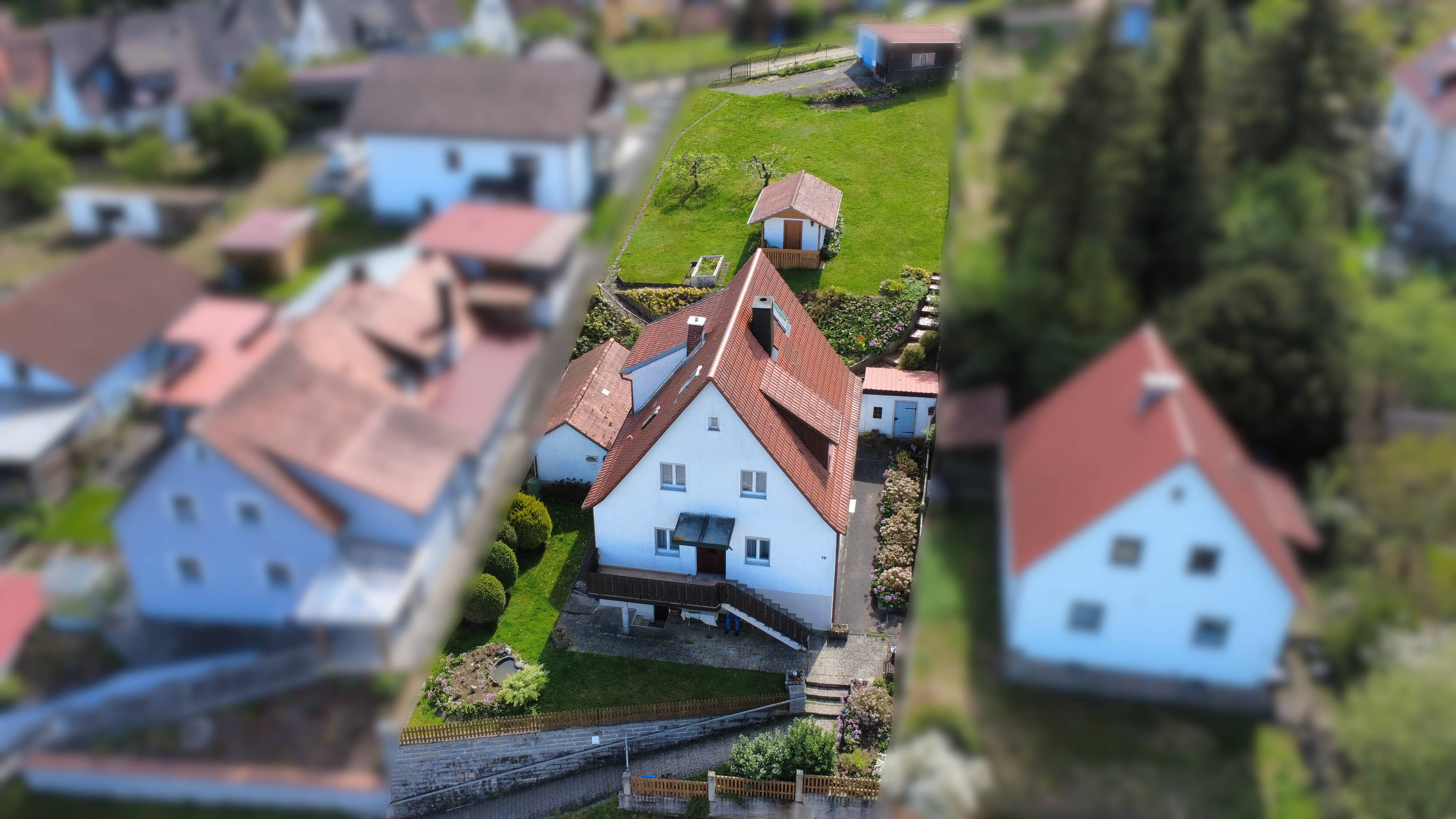 Immobilie in Nabburg - Großzügiges Grundstück in Südausrichtung mit charmanten Einfamilienhaus Nähe Nabburg Krankenhaus - Bild 0