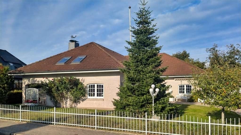 Immobilie in Süderbrarup - Ihr neues Zuhause: Hohe Wohnqualität mit einer großzügigen Aufteilung in bevorzugter Wohnlage! - Bild 2
