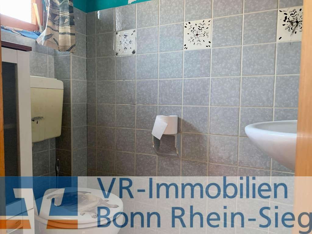 Immobilie in Niederkassel - Vermietete Doppelhaushälfte mit Sanierungsbedarf im schönen Rheidt ! - Bild 3