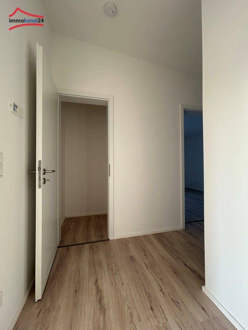 Immobilie in Solnhofen - 2-Zimmer-Wohnung mit Süd-Balkon - Erstbezug - für den Käufer provisionsfrei in 91807 Solnhofen - Bild 4