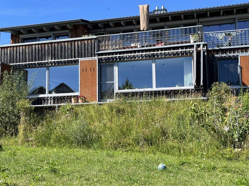 Immobilie in Meersburg - "HIER MÖCHTE ICH WOHNEN." 3-Fam.Haus mit Seesicht - Bild 2