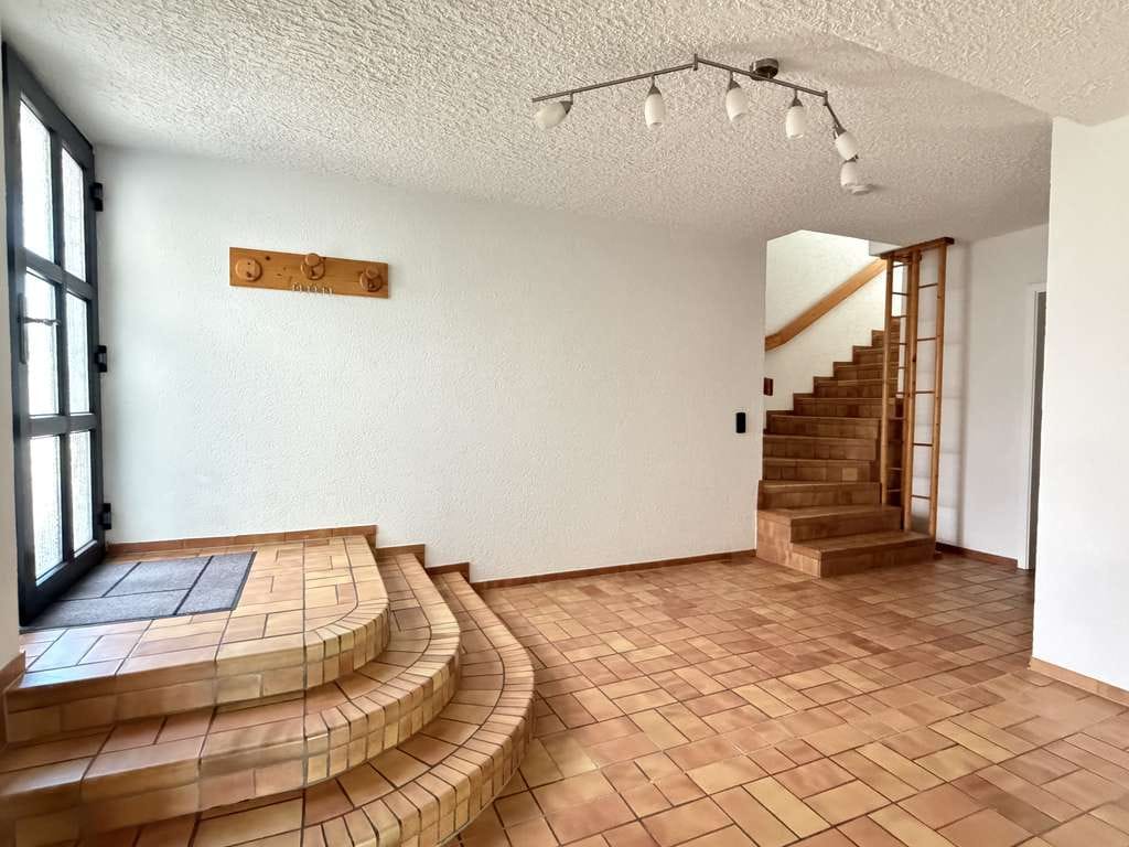 Immobilie in Schmalenberg - Großzügiges Einfamilienhaus mit Einliegerwohnung und traumhaftem Weitblick! - Bild 3