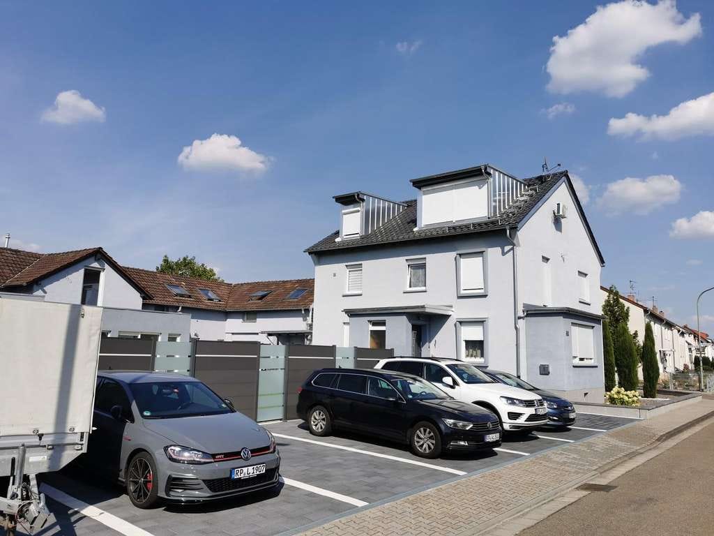 Immobilie in Maxdorf - Wunderschöne 2ZW im DG mit Klimaanlage - Bild 2