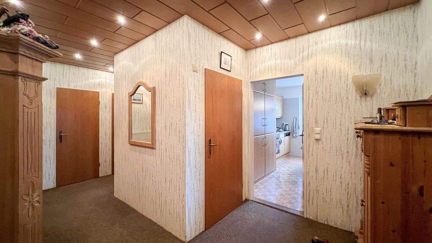 Immobilie in Borkum - Großes Einfamilienhaus mit Einliegerwohnung (vormals Pension) - Bild 3
