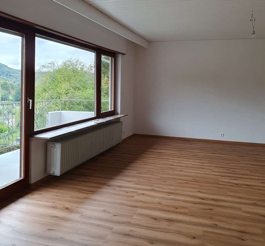 Immobilie in Neckarsteinach - Familienfreundliches Wohnhaus mit viel Platz in schöner Aussichtslage im Neckartal - Bild 2