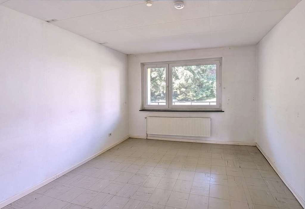 Immobilie in Springe - Renovierungsbedürftige 3-Zimmer-Erdgeschosswohnung in Springe - Bild 4