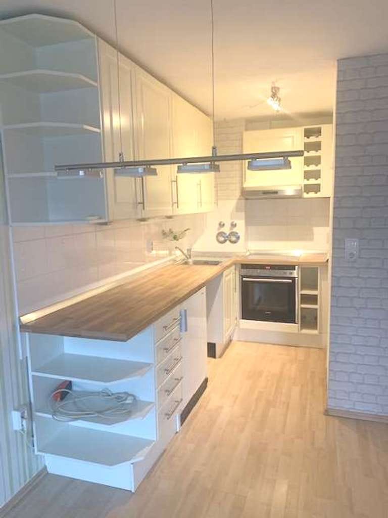Immobilie in Straubing - Helle sonnige 1,5 Zi. HP  Whg. mit West  Balkon, ruhige zentrale Lage, - Bild 2