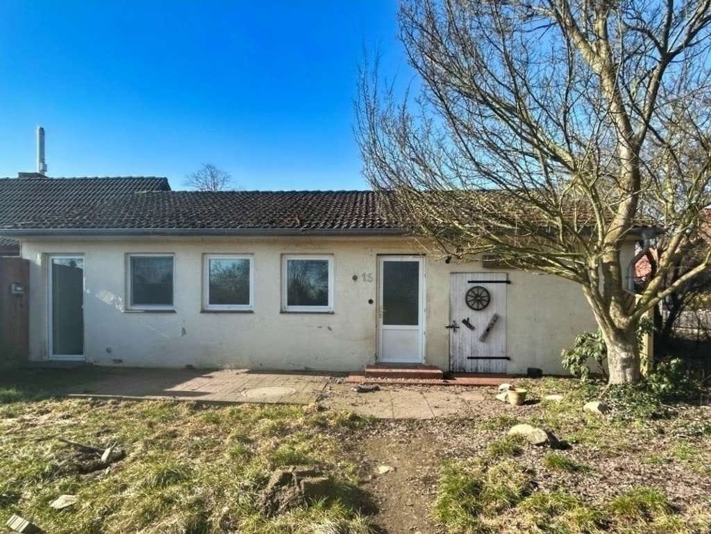 Immobilie in Dersenow - Kleines Haus auf großem Grundstück - Bild 1
