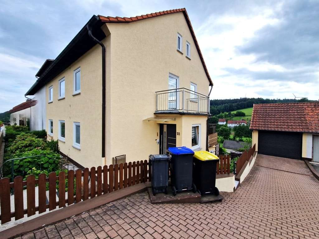 Immobilie in Heringen - Eine Doppelhaushälfte - Zwei Wohneinheiten - viele Möglichkeiten ! - Bild 0