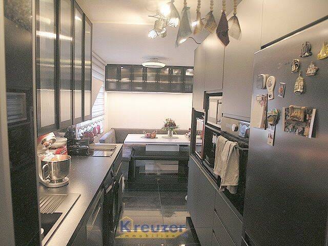 Immobilie in Baienfurt - Modernisiert * Gepflegt * Kurzfristig beziehbar - Tolle 4-Zimmerwohnung im 5. OG mit Aufzug ! - Bild 2