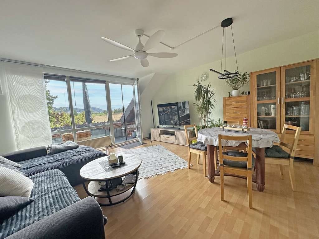 Immobilie in Hirschberg an der Bergstraße - Großzügige Maisonettewohnung mit Balkon in Feldrandlage - Bild 2