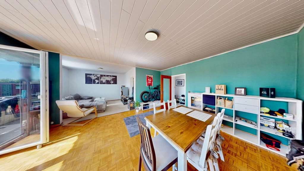 Immobilie in Ellerau - Endetage & Parknähe: Eigentumswohnung mit Balkon und Stellplatz - Bild 2