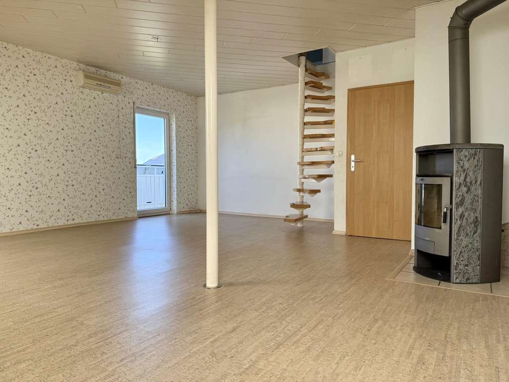 Immobilie in Rheinmünster - Großzügige 3-Zimmer DG-Wohnung mit Kamin und Balkon in Rheinmünster - Bild 0