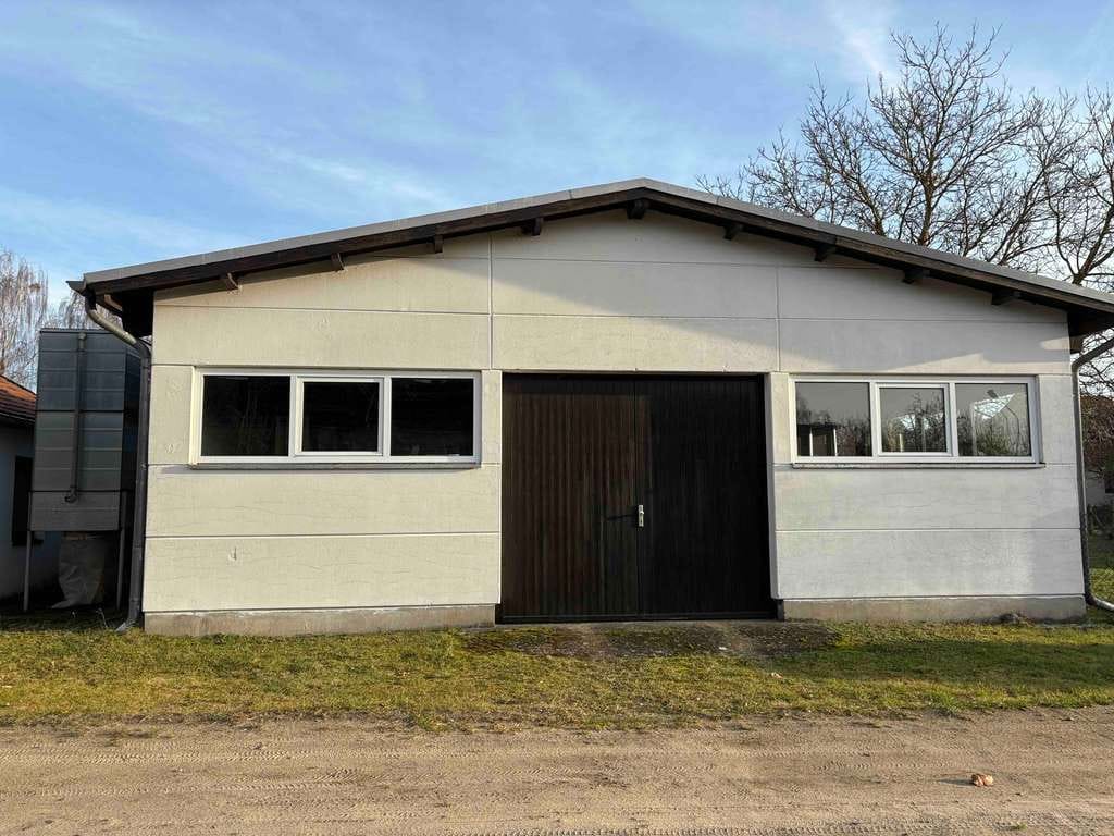 Immobilie in Bad Wilsnack - Wohnhaus mit großer Werkstatt und Garagen - auch als Baugrundstück geeignet - Bild 3