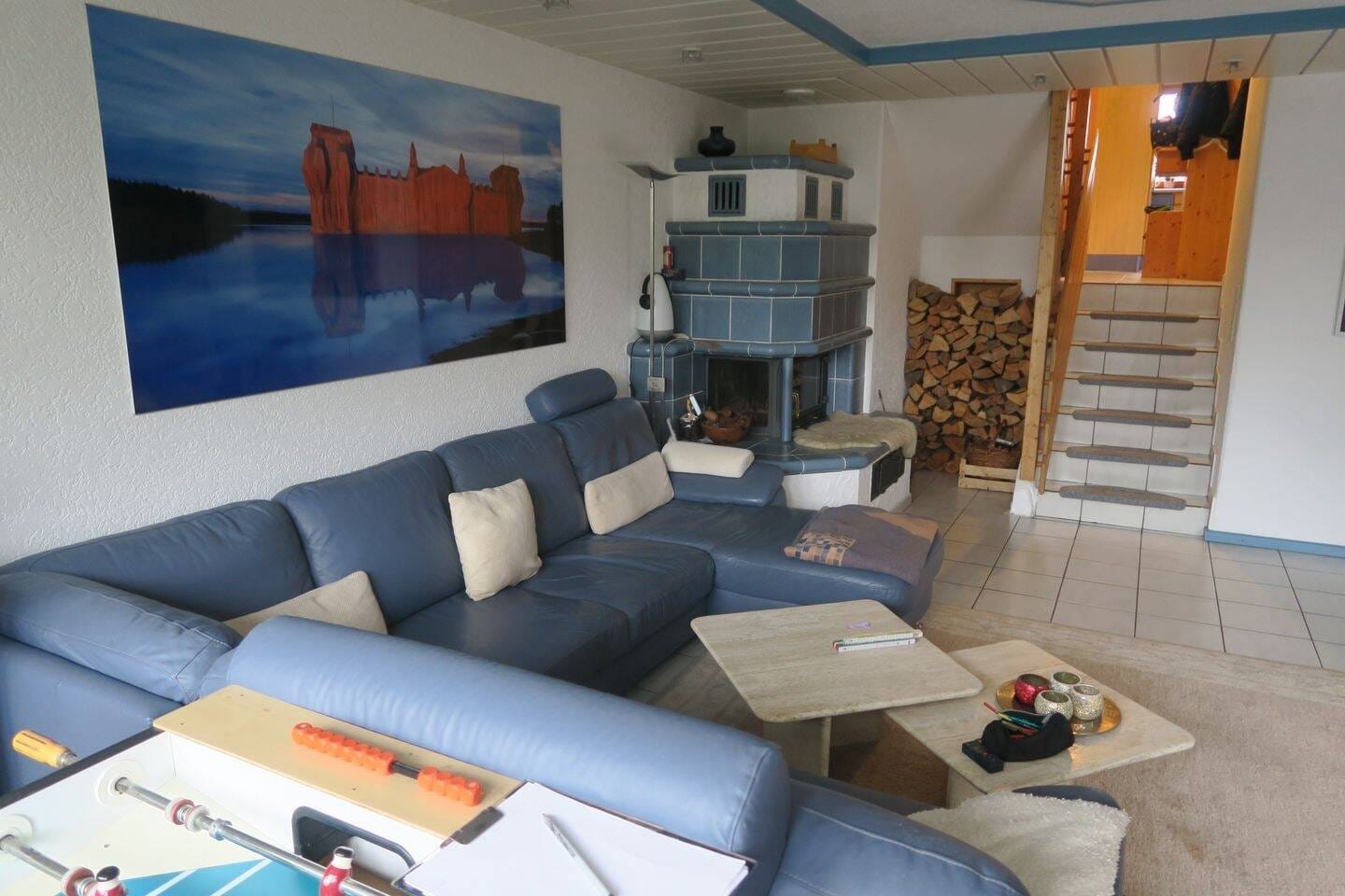 Immobilie in Langenzenn - Kleines Haus im Haus...4 ZimmerWohnung mit Balkon,Terrasse und Gartenanteil - Bild 1