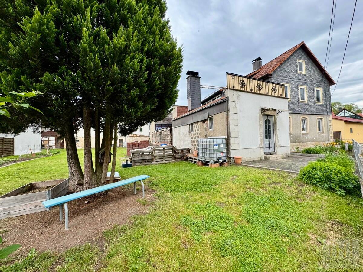 Immobilie in Rudolstadt - Großes Haus für große Pläne – Wohnen mit Hof, Scheune und Gartenparadies - Bild 0