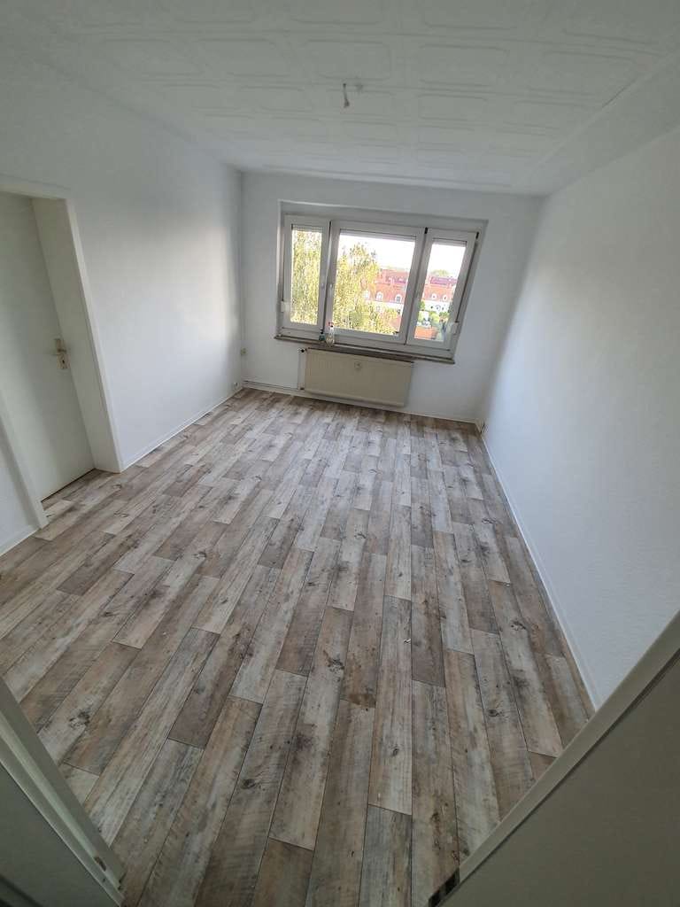 Immobilie in Kitzscher - Charmante 2-Zimmer-Eigentumswohnung in Kitzscher – Kapitalanlage mit Potenzial - Bild 2