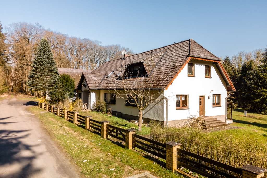 Immobilie in Sarnow - Historischer Jagdsitz mit Einliegerwohnung in idyllischer Alleinlage - Bild 2