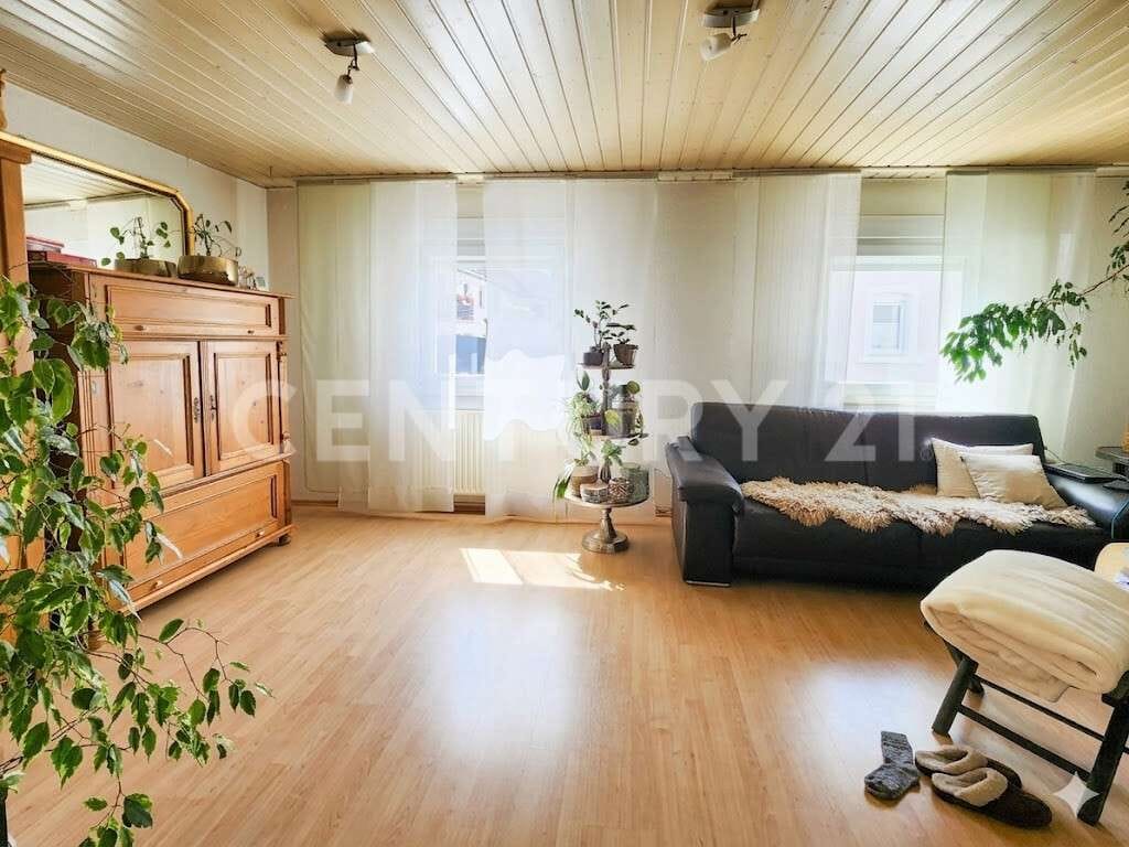 Immobilie in Dudenhofen - Energietisch modernisiertes Einfamilienhaus mit großem Garten und Scheune!!! - Bild 2