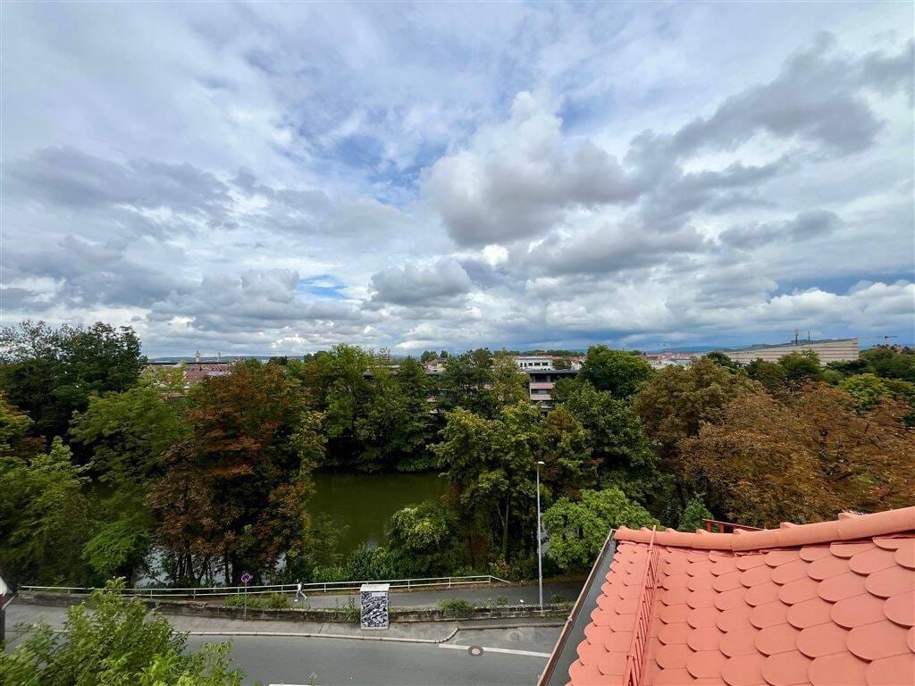 Immobilie in Bamberg - Freies und projektiertes Zweifamilienhaus mit Blick auf Bamberg zu verkaufen! - Bild 2