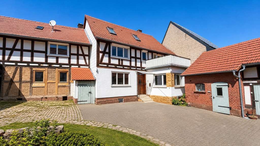 Immobilie in Fronhausen - Über 400 Jahre Geschichte – historische Hofanlage mit außergewöhnlichem Potenzial - Bild 4
