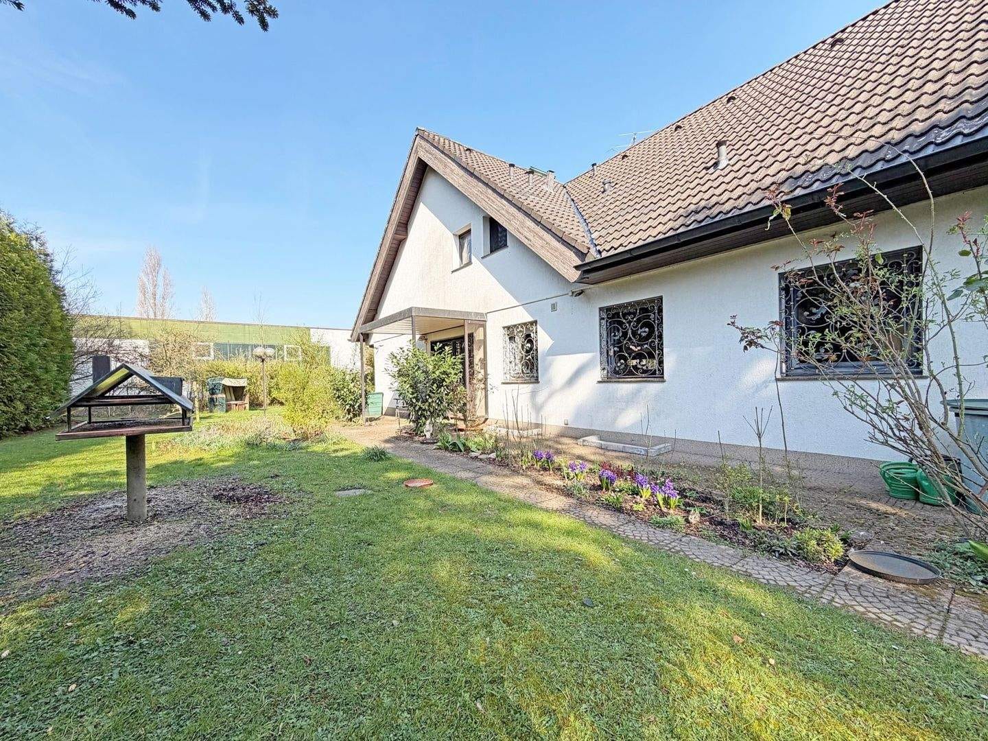 Immobilie in Hattingen - Seltene Gelegenheit: Haus mit eigenem Wald in Hattingen (Holthausen) - Bild 1