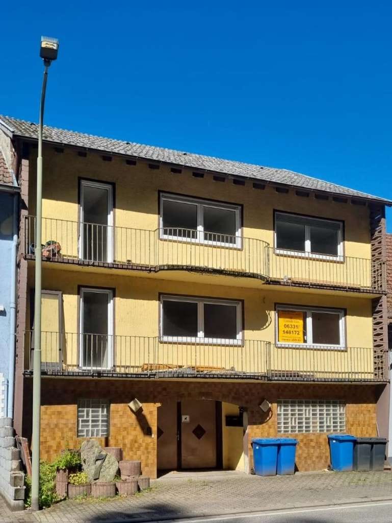 Immobilie in Donsieders - +++ 3- Familienhaus mit großem parkähnlichem Grundstück, 5 Garagenstellplätze – sofort verfügbar+++ - Bild 2