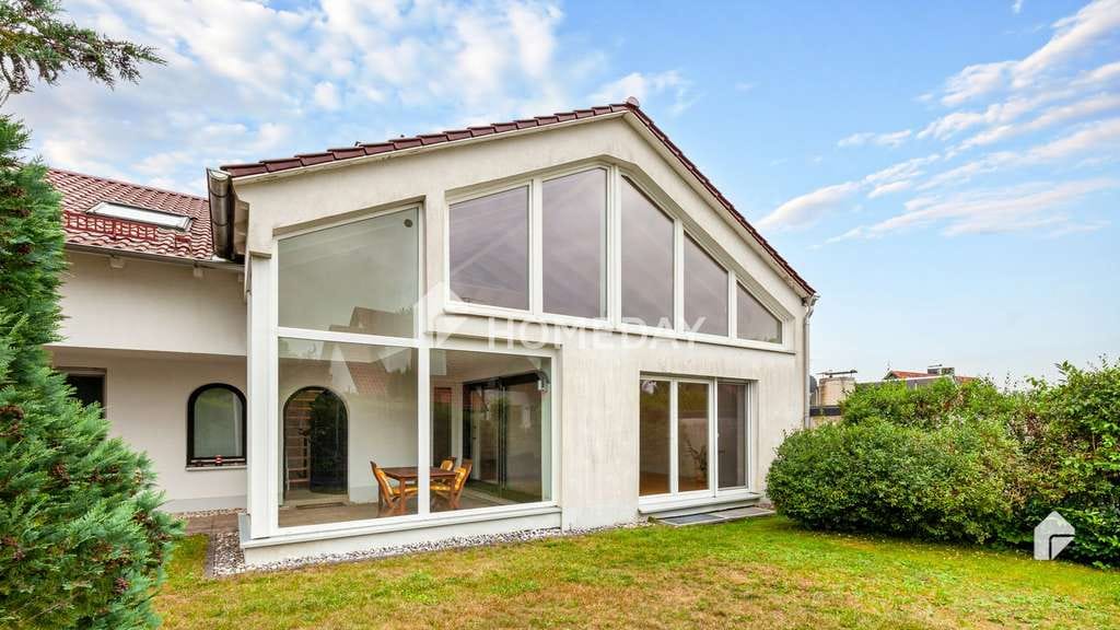 Immobilie in Hilgertshausen-Tandern - Großzügiges Familienheim– Ihr neues Traumhaus mit 7 Zimmern, 275 m² Wohnfläche und vielen Highlights - Bild 1