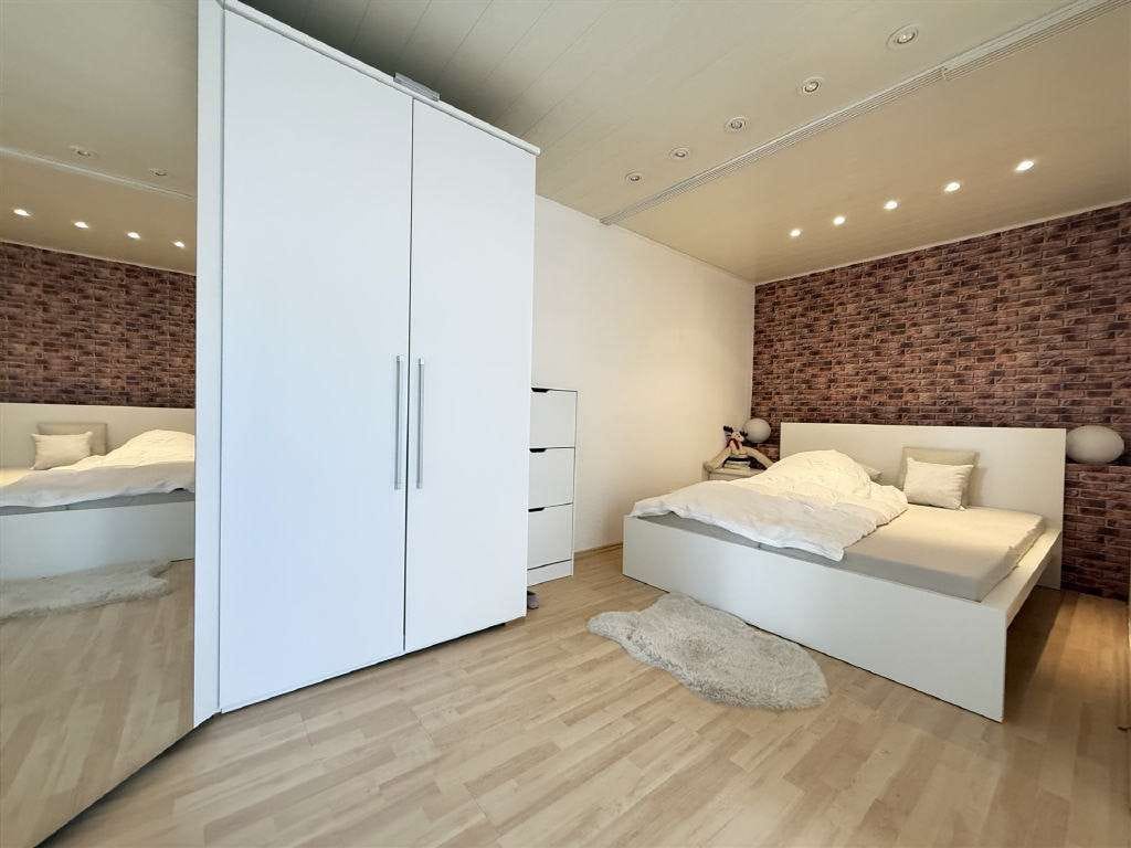 Immobilie in Kiedrich - Hübsches Wohnen in Kiedrich: 1-2 Familienhaus mit Hof, Garten und tollem Wintergarten - Bild 4