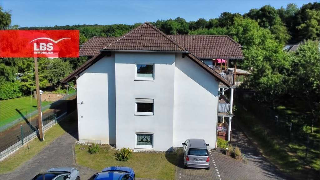 Immobilie in Friedewald - Attraktives Mehrfamilienhaus mit 5 Wohneinheiten - Bild 0