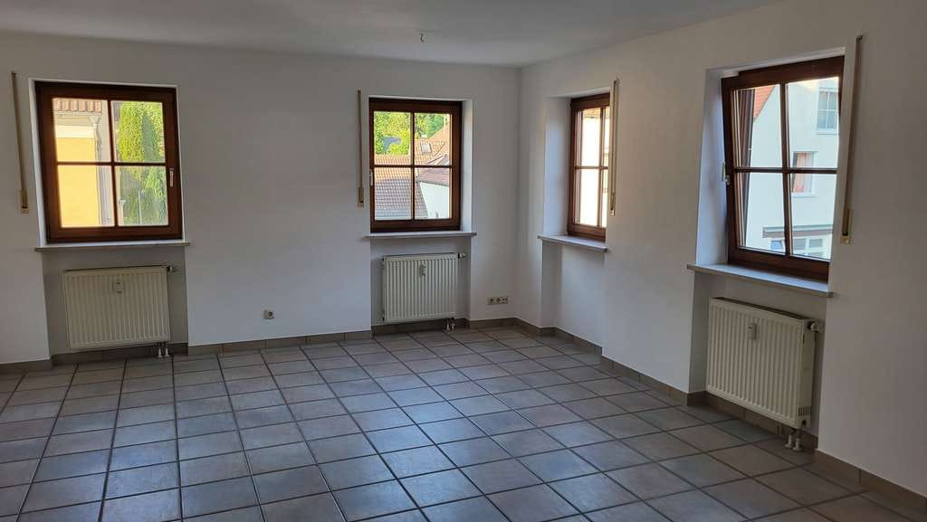 Immobilie in Au in der Hallertau - Helle 3-Zimmer-Wohnung in Au in der Hallertau, BJ 1992 - Bild 4