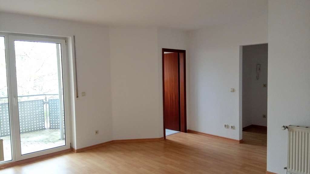 Immobilie in Radeberg - attraktive 1-Raumwohnung mit Balkon und Tiefgarage - Bild 1