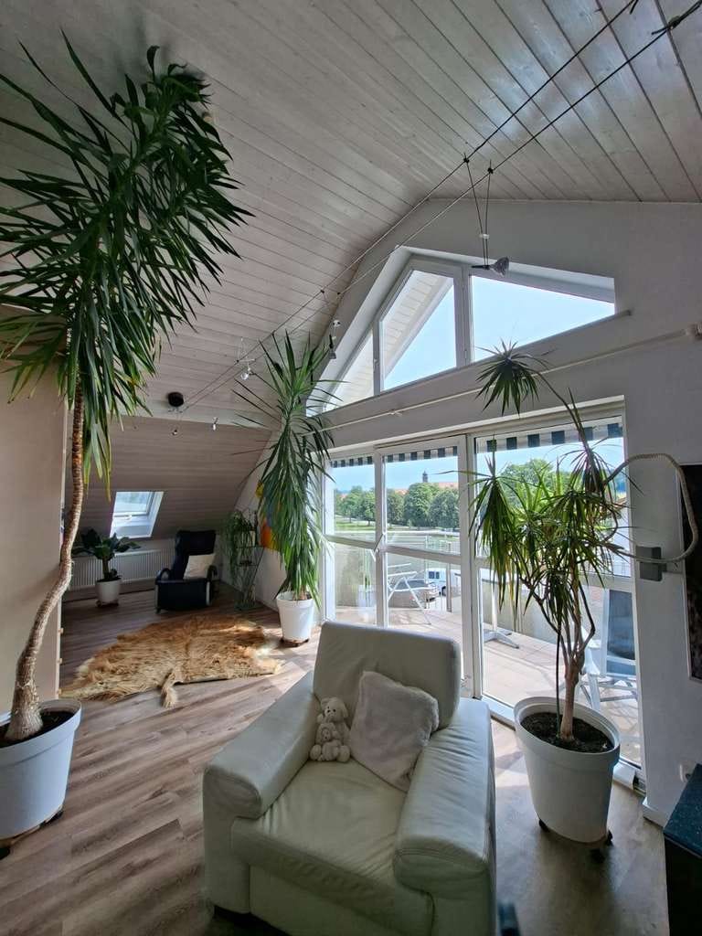 Immobilie in Niederviehbach - Modernisiertes Premium-Einfamilienhaus mit Panoramablick, PV-Anlage & mediterranem Flair - Bild 3