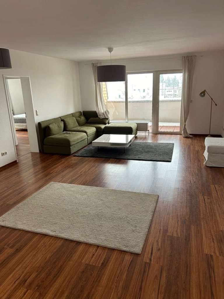 Immobilie in Lollar - Tolle renovierte 3 Zimmer Wohnung mit schönem Sonnenbalkon - Bild 0