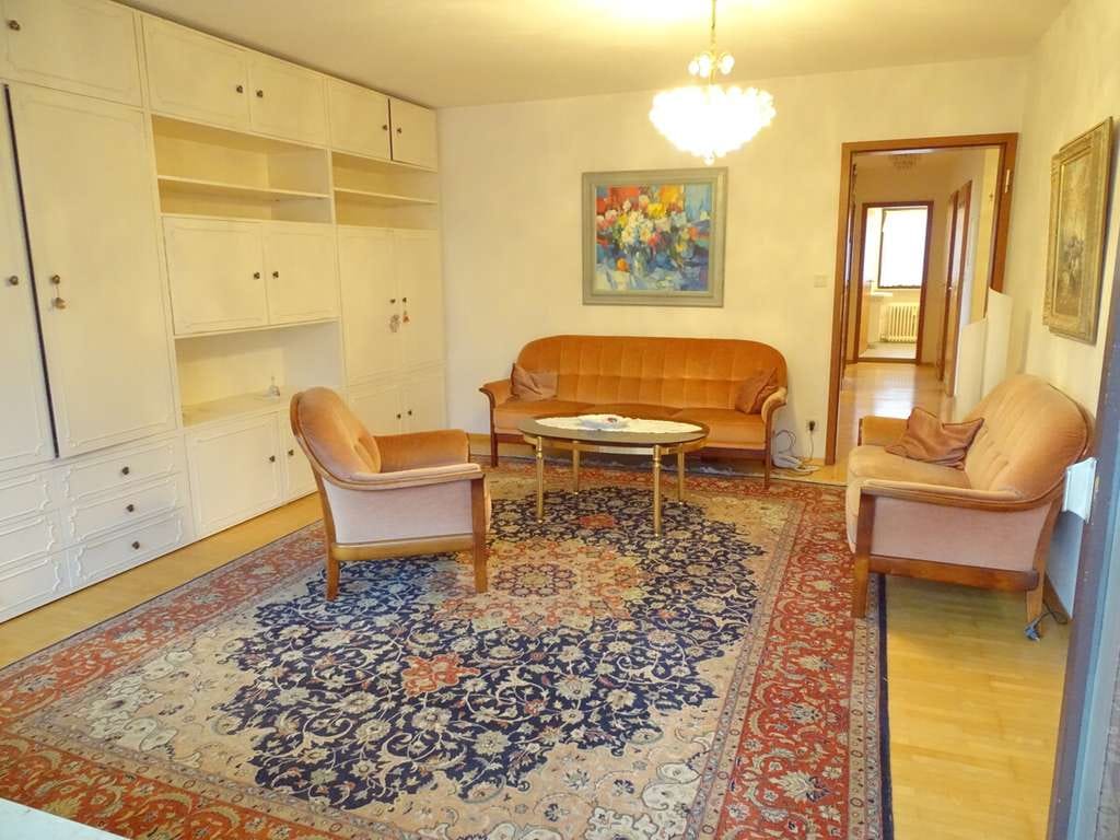 Immobilie in Alzenau - Gepflegte 3-Zimmer ETW mit neuwertiger EBK, 2 Balkonen und 2 Stellplätzen in ruhiger Lage - Bild 2