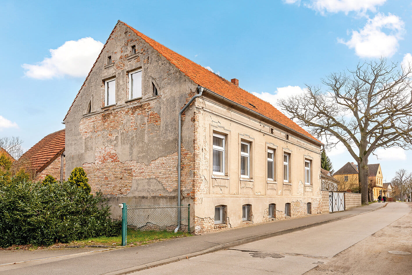Immobilie in Neustadt (Dosse) - Pferdestärken für Ihre Ideen – Dreiseitenhof in Neustadt (Dosse) - Bild 1