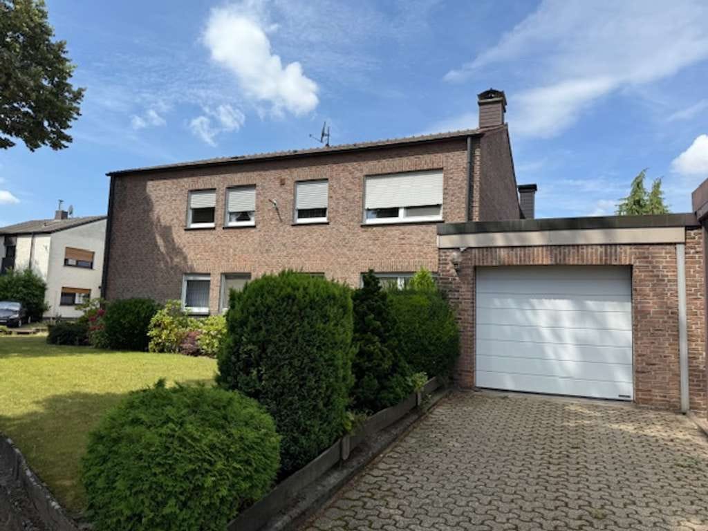 Immobilie in Datteln - Gelegenheit-3 Fam.-Mehrgenerationen-Haus in Datteln-Horneburg - Bild 0