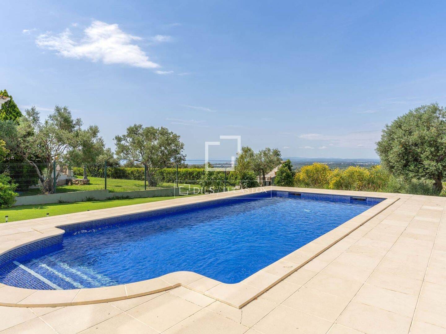 Immobilie in Züssow - Villa mit Panoramablick aufs Meer in Bellavista, Palau-Saverdera - Bild 4